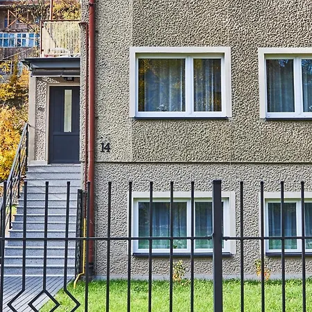 Nad Rzeka Apartment *